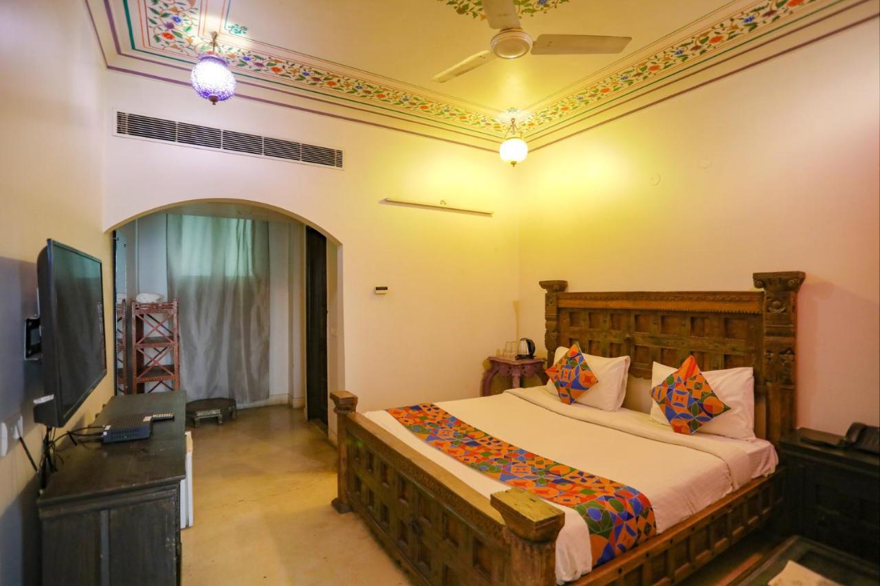 Hotel Pinky Villa - Paharganj New Delhi Railway Station מראה חיצוני תמונה